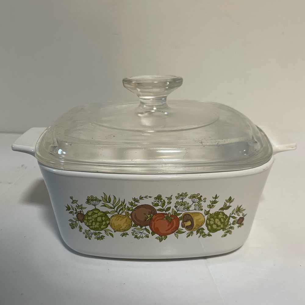 Vintage CorningWare Spice of Life Casserole Dish with Pyrex Lid – 1.5 Qt